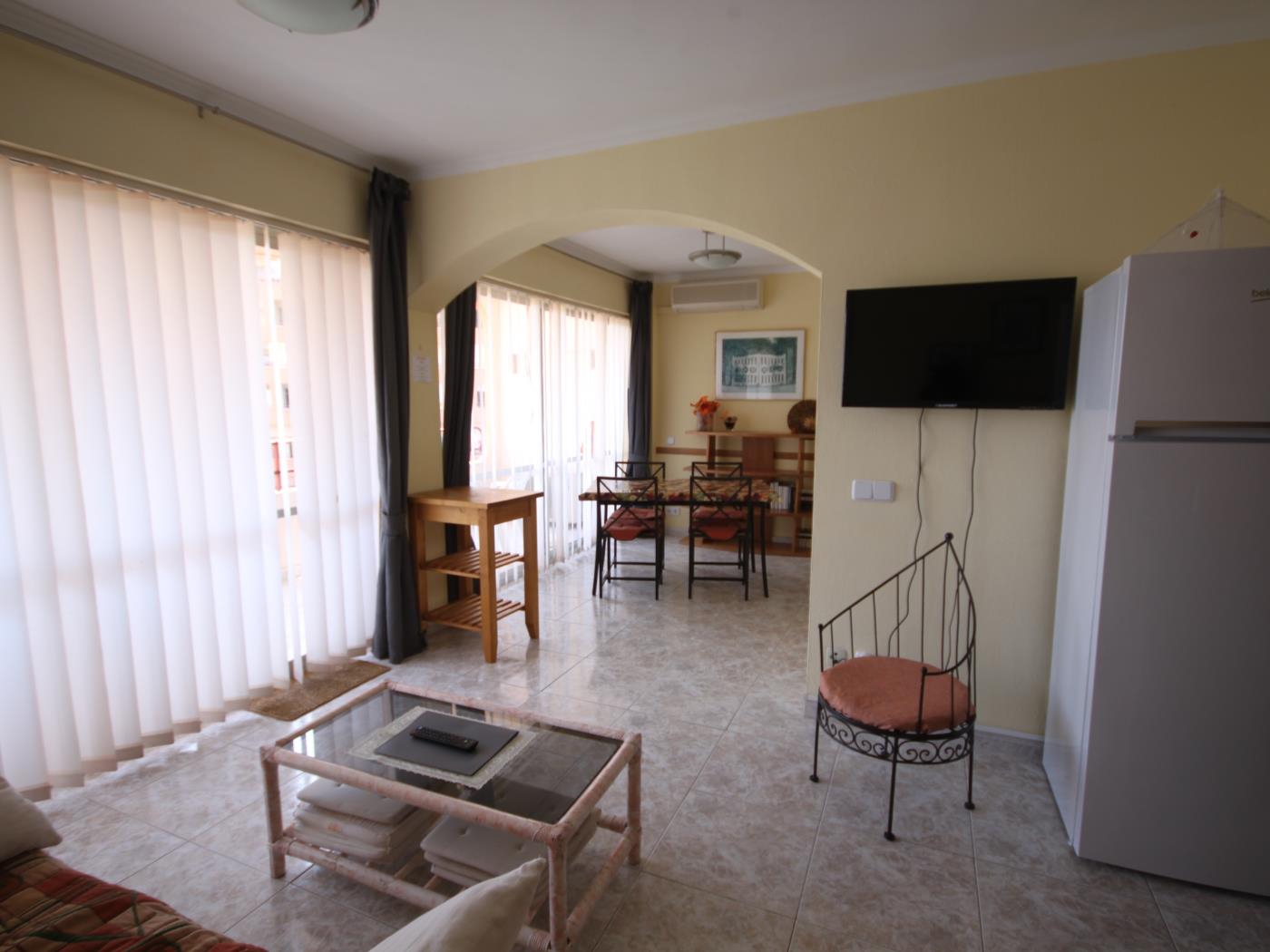 Apartament 1 dormitori amb vistes al mar i piscina a ROSES